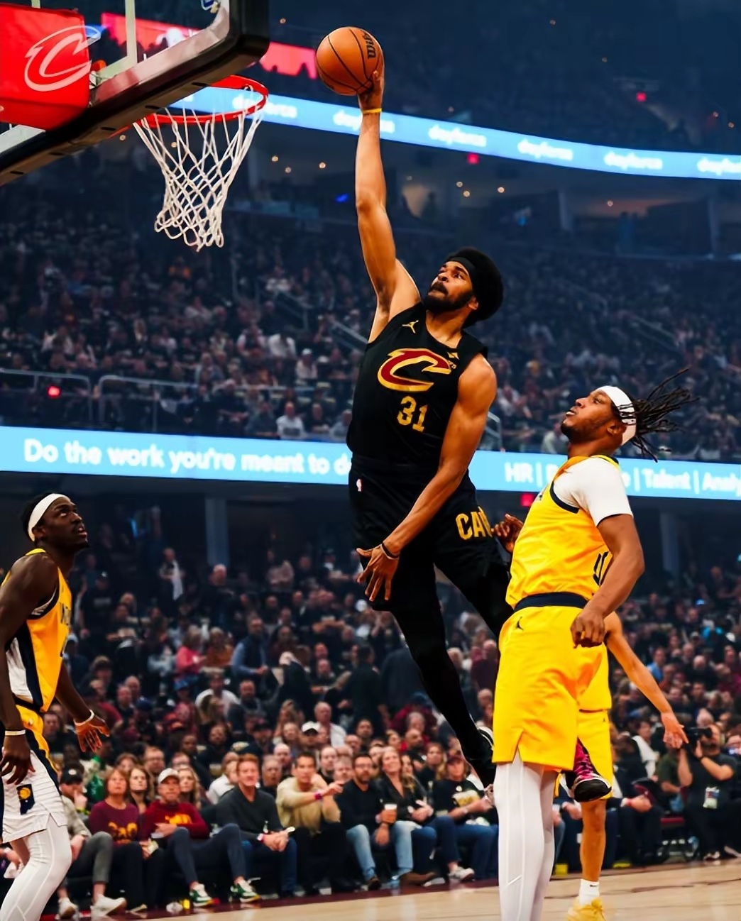 勇士绝杀雄鹿,德罗赞带队取胜 勇士绝杀雄鹿,德罗赞带队取胜