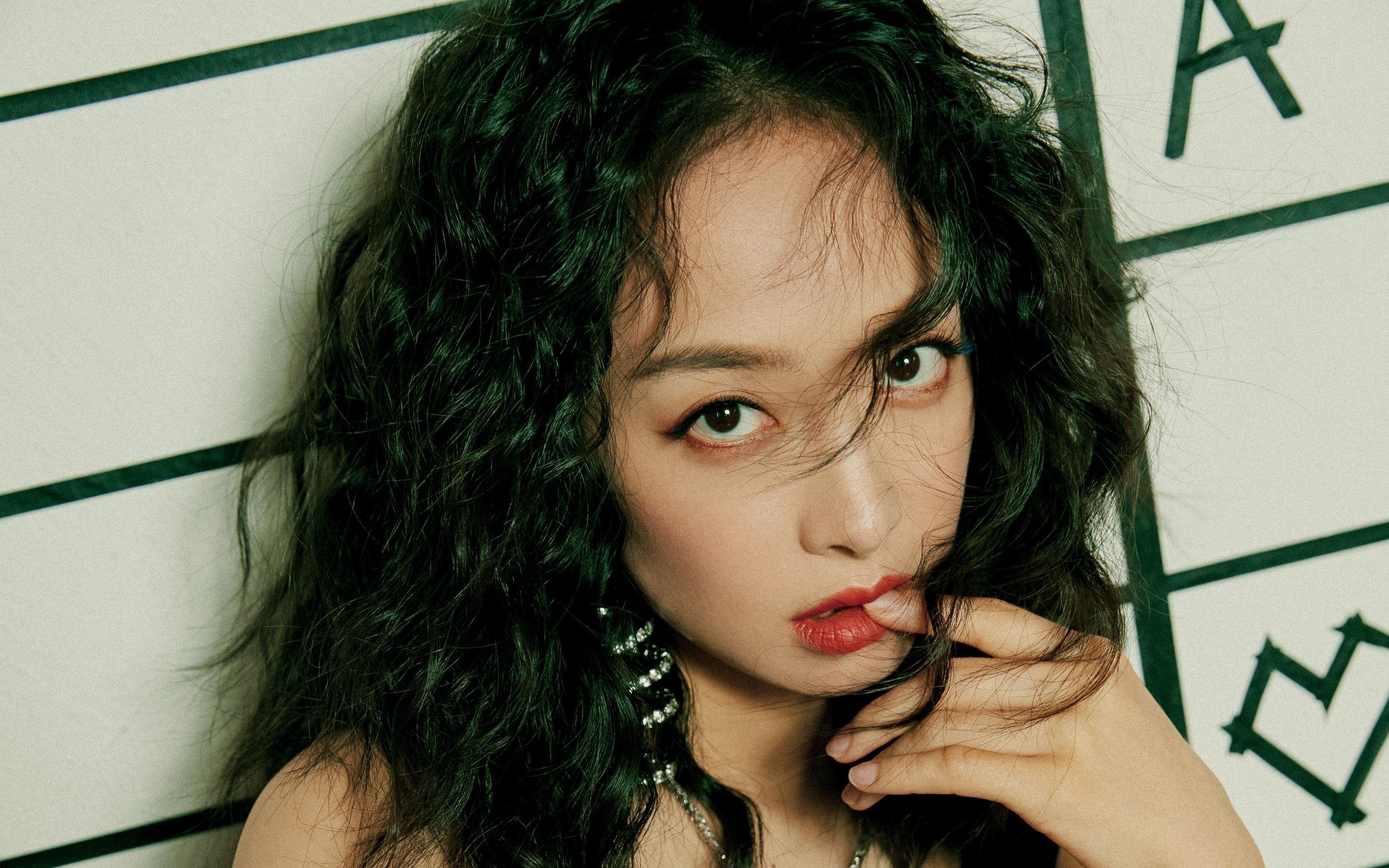 骇客武切维奇，当他将恐惧植入代码，数据便成了最温柔的谎言