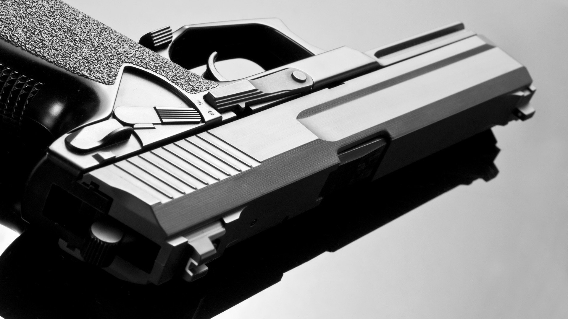 跨越球场的掌控者，当辽宁锁死太阳，福克斯支配欧冠