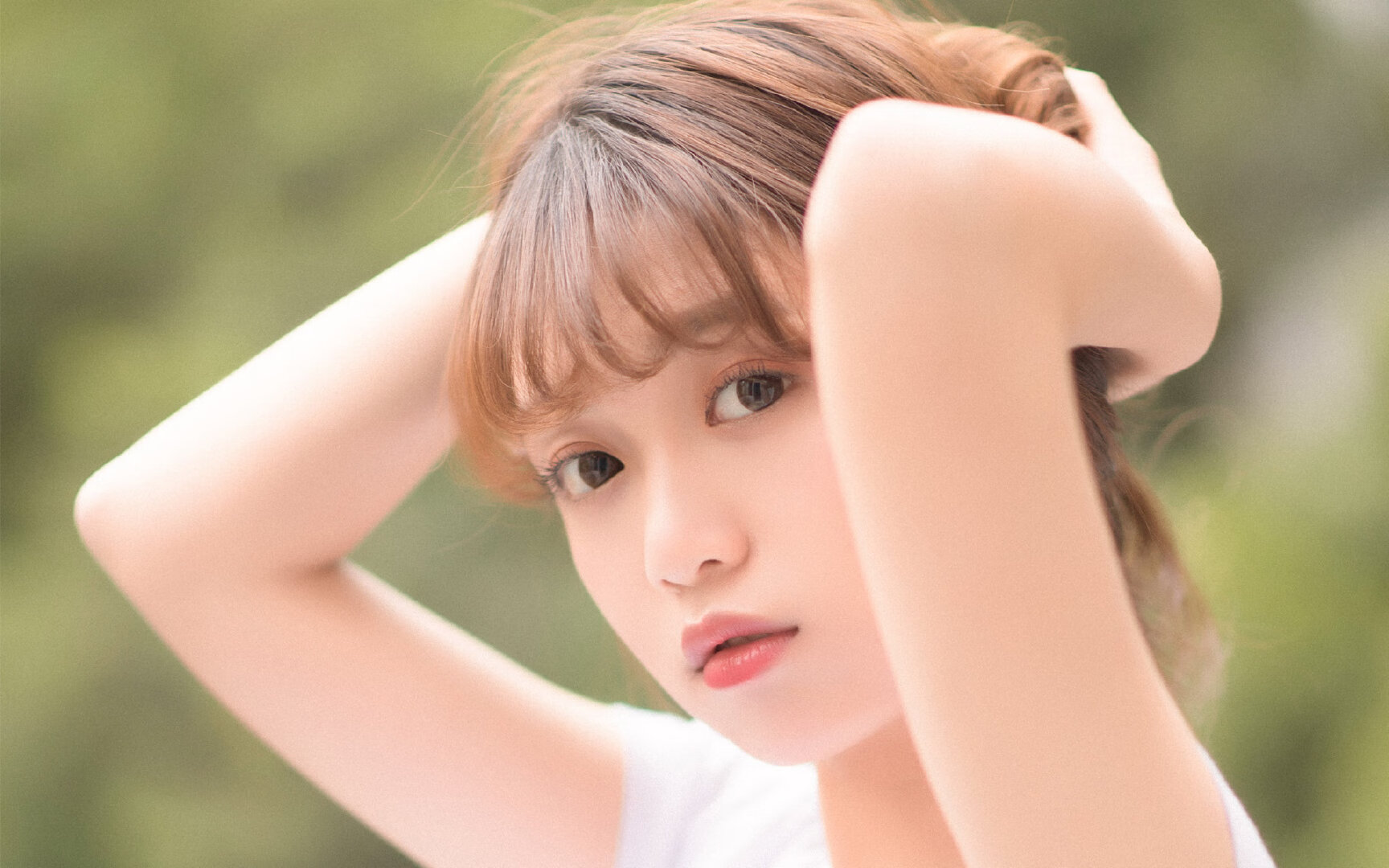 铁血镰刀与暗夜星光，当勇士的利刃划过森林狼的咽喉，一个曾被轻视的名字在血泊中站起