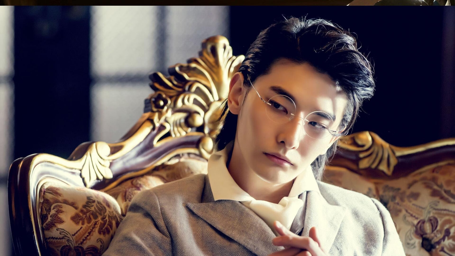 绿茵与赛道,当那不勒斯用拉丁火焰点燃温布利,蒂亚戈以精准接管巴林之夜